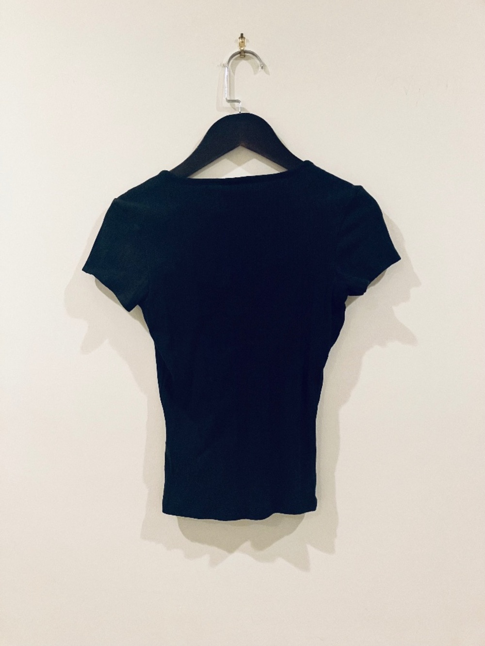 BDG (Urban Outfitters) Black Women's Ribbed Tee XS - Picture 2 of 3